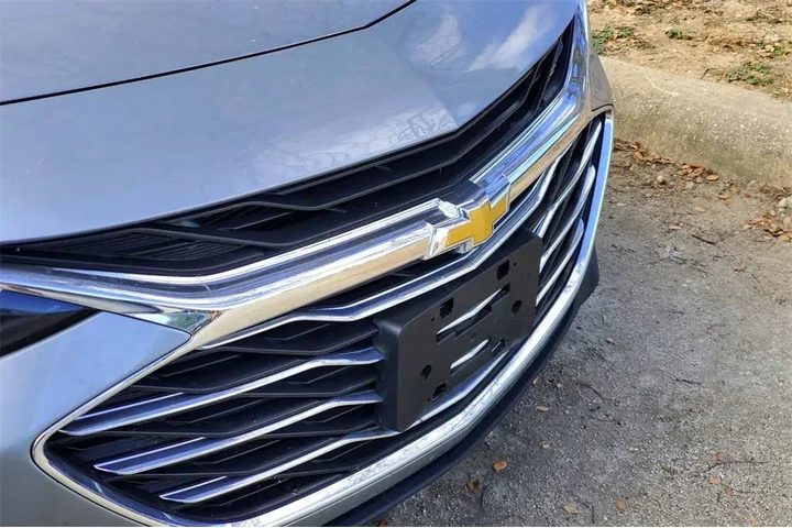 $18243 : Chevrolet Malibu 2024 LT 4dr image 3