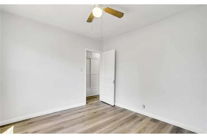 $2000 : APARTAMENTO DE RENTA image 9