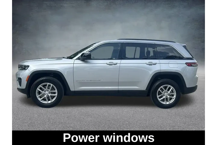 $30996 : Jeep Grand Cherokee 2024 4x4 image 10