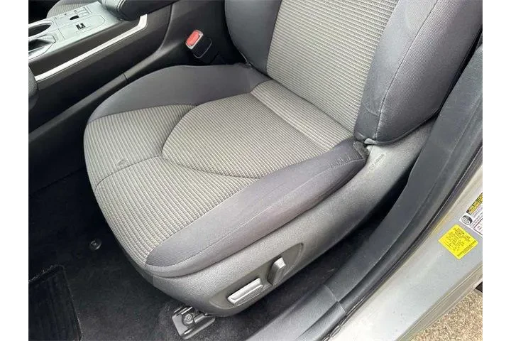 $31707 : Toyota Highlander 2023 L 4dr image 10