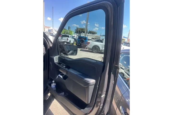 $35990 : Ford F-150 2023 4x2 XLT 4dr image 7