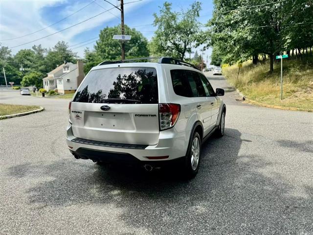 $6300 : 2009 SUBARU FORESTER2009 SUBA image 9