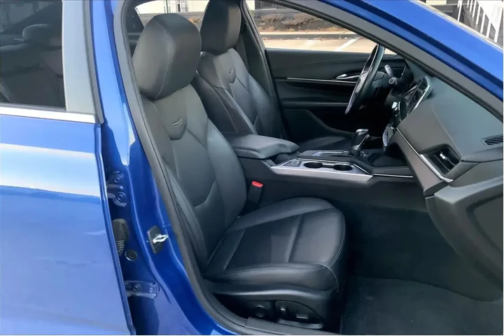 $27298 : Cadillac CT4 2021 Premium Lu image 9