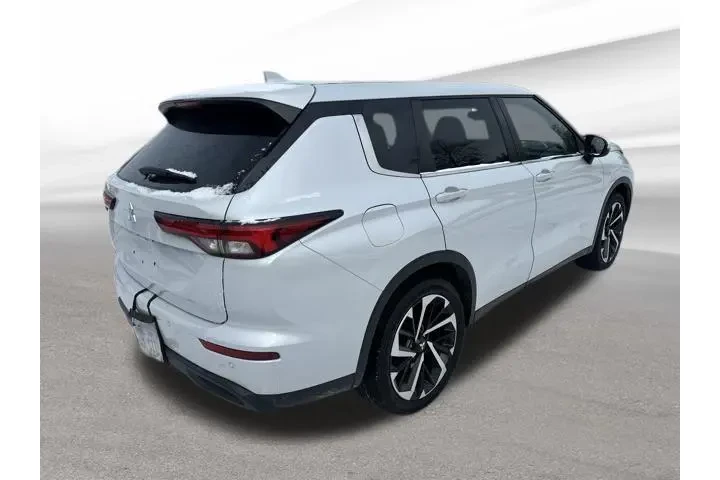 $17970 : Mitsubishi Outlander 2022 AW image 8