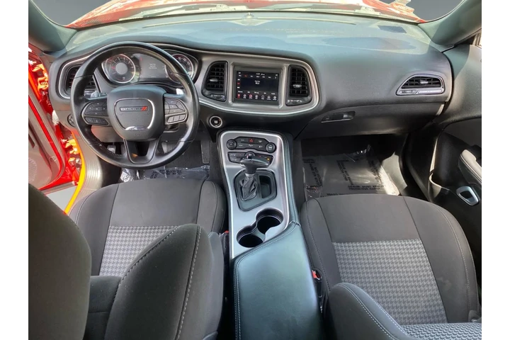 $34676 : Dodge Challenger 2022 GT 2dr image 10