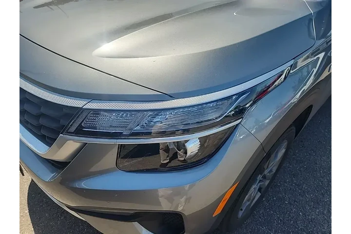 $19991 : Kia Seltos 2023 AWD LX 4dr S image 6