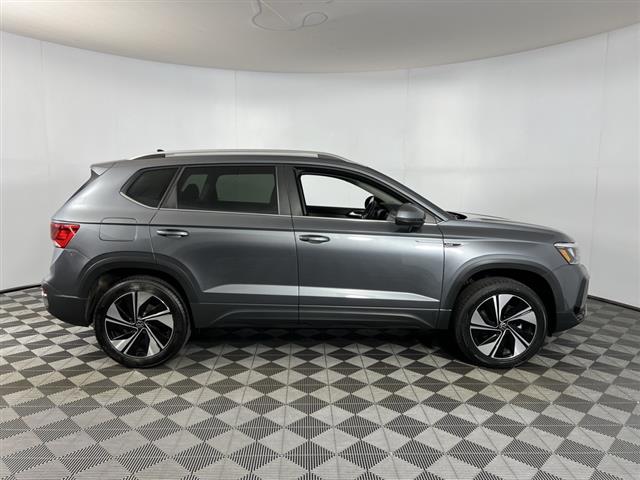 $23973 : VOLKSWAGEN TAOS 1.5T SE AWD image 4