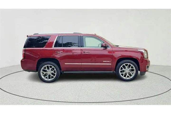 $38662 : GMC Yukon 2020 4x4 Denali 4d image 2