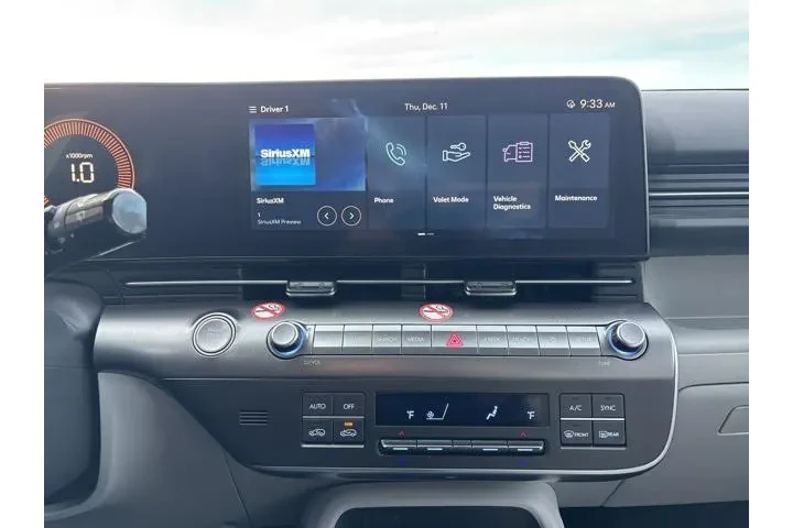 $23999 : Hyundai KONA 2025 AWD SEL 4d image 10