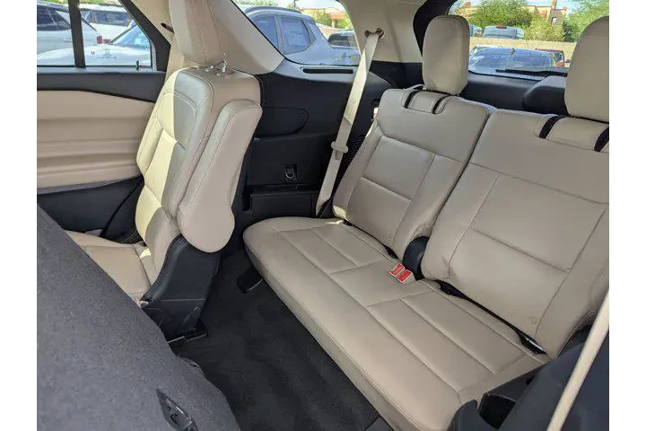 $29999 : Ford Explorer 2022 XLT 4dr S image 9