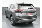 $23991 : Nissan Rogue 2023 SV 4dr Cro thumbnail