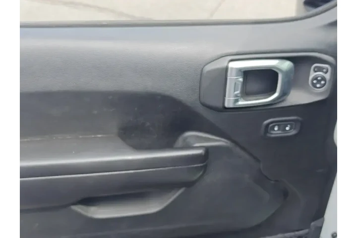 $20580 : Jeep Wrangler Unlimited 2020 image 9