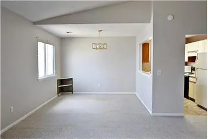 $2200 : Rental property with 2 bedro image 8