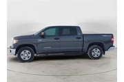$27961 : Toyota Tundra 2016 4x4 SR5 4 thumbnail