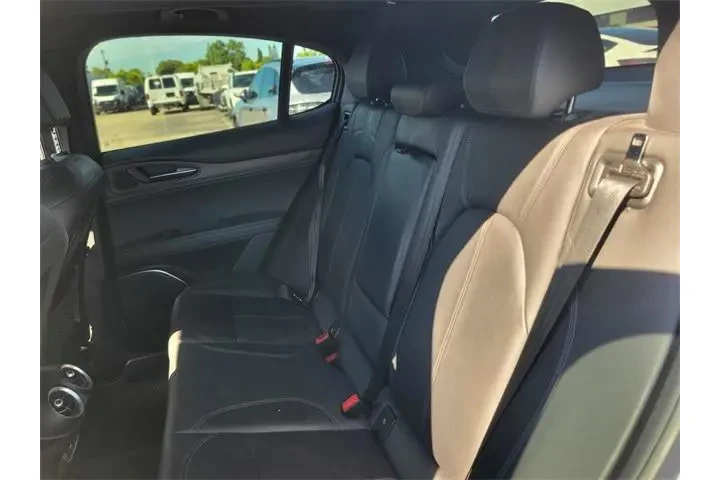 $26991 : Alfa Romeo Stelvio 2023 AWD image 8