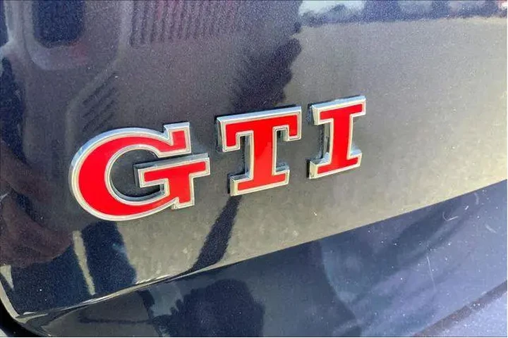 $13995 : Volkswagen Golf GTI 2016 S 4 image 8