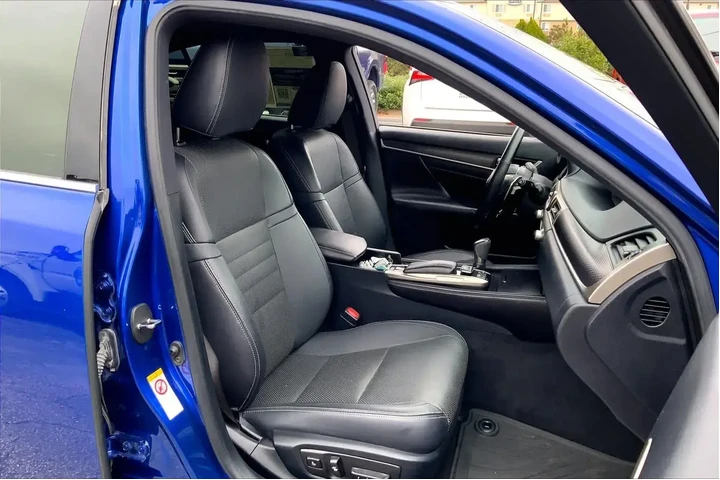 $28596 : Lexus GS 350 2019 4dr Sedan image 8