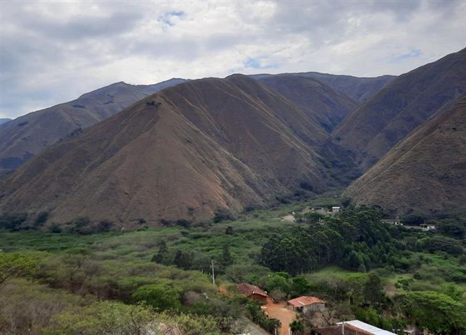 $180000 : IN VILCABAMBA LOJA-ECUADOR image 2