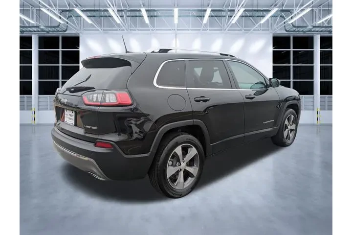 $16989 : Jeep Cherokee 2019 4x4 Limit image 4