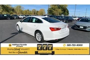 $15990 : Chevrolet Malibu 2023 LT 4dr thumbnail