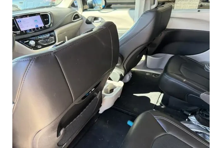 $26339 : Chrysler Pacifica 2023 Touri image 7