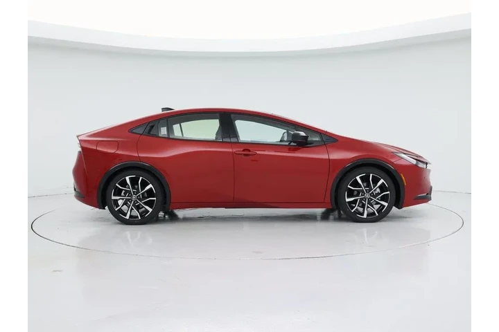 $39998 : Toyota Prius Plug-in Hybrid image 7