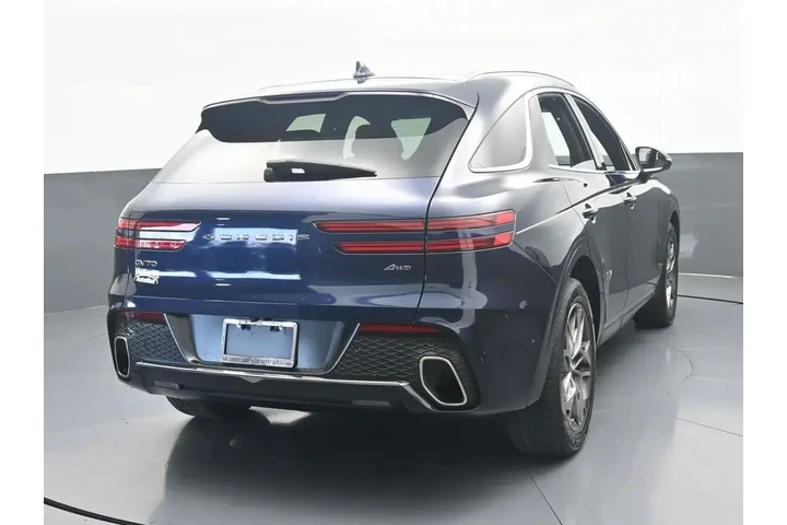 $24985 : Genesis GV70 2022 AWD 2.5T S image 5