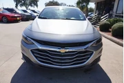 $19488 : Chevrolet Malibu 2024 LT 4dr thumbnail
