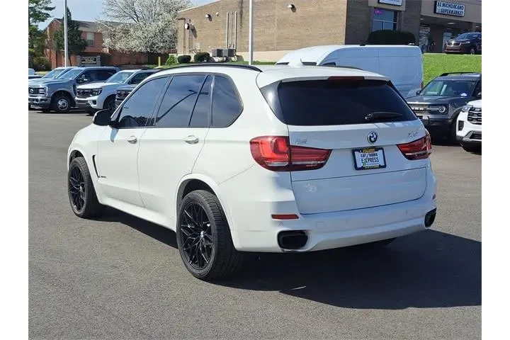 $9842 : BMW X5 2015 AWD xDrive50i 4d image 3