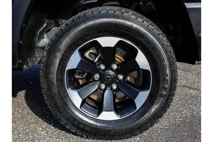 $35450 : Ram 1500 2022 4x4 Rebel 4dr image 7