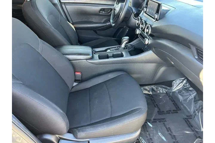 $14978 : Nissan Sentra 2024 S 4dr Sed image 9