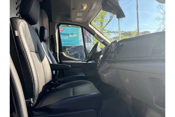 $28999 : 2020 Transit 250 image 9