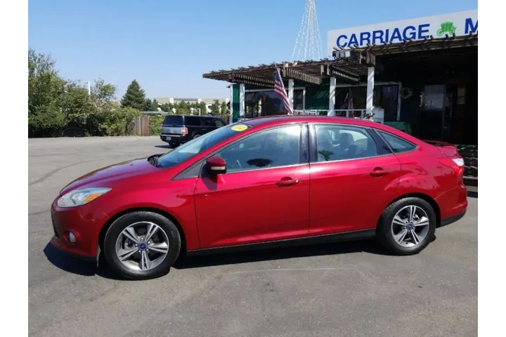 $8700 : 2014 Focus SE image 3