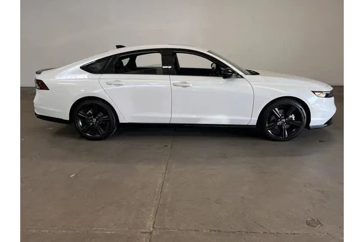 $31562 : Honda Accord Hybrid 2025 Spo image 2
