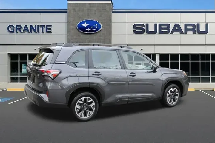 $26990 : Subaru Forester 2025 AWD Bas image 9