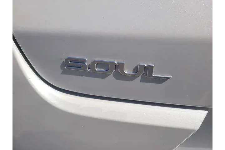 $19991 : Kia Soul 2025 S 4dr Crossove image 7