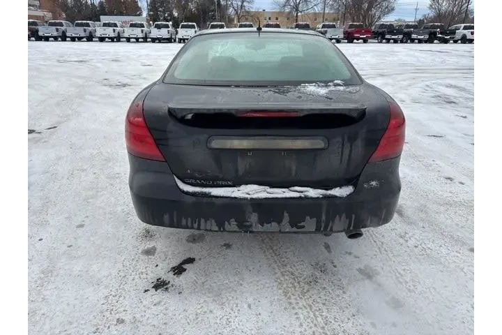 $3500 : Pontiac Grand Prix 2008 4dr image 7