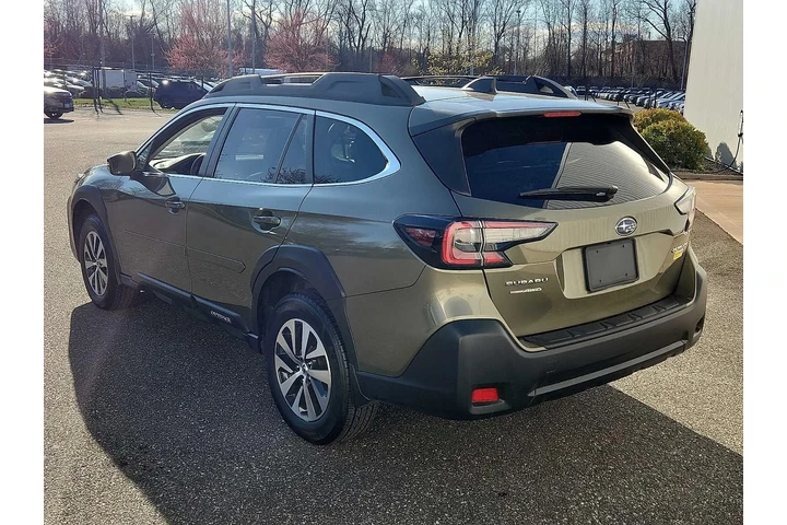 $28488 : Subaru Outback 2023 AWD Prem image 4