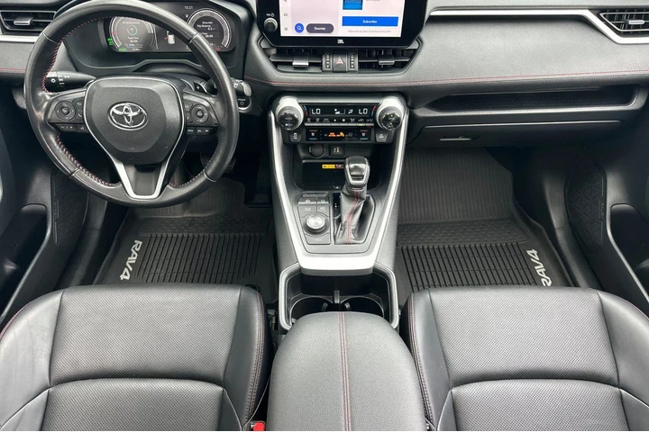 $39500 : Toyota RAV4 Prime 2023 AWD X image 5