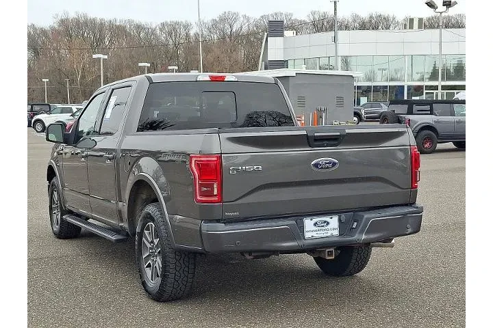$18495 : Ford F-150 2016 4x4 Lariat 4 image 4