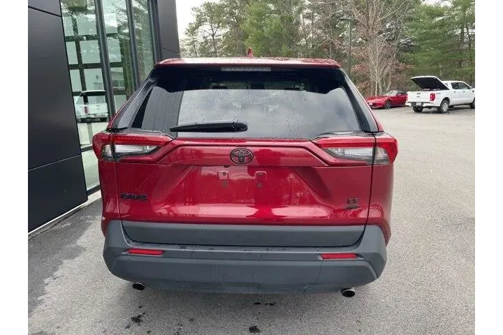 $29800 : Toyota RAV4 2025 AWD LE 4dr image 7