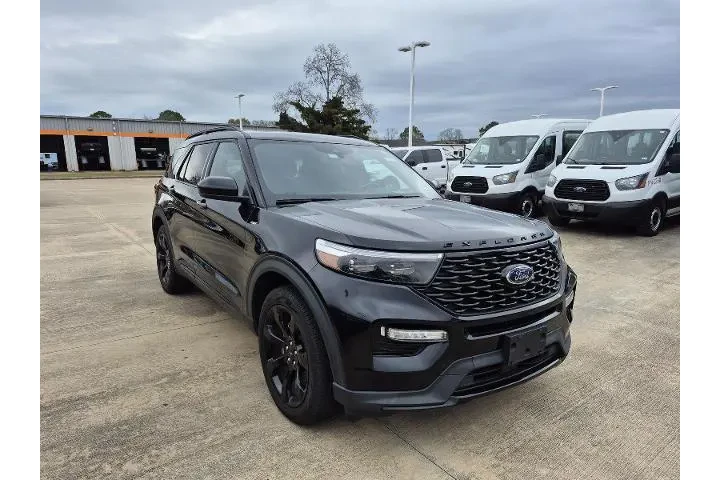 $37981 : Ford Explorer 2024 ST-Line 4 image 2