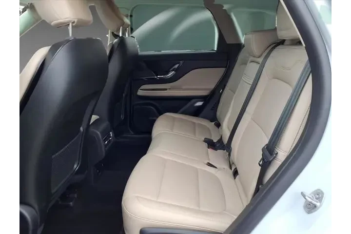 $37000 : Lincoln Corsair 2025 Premier image 5