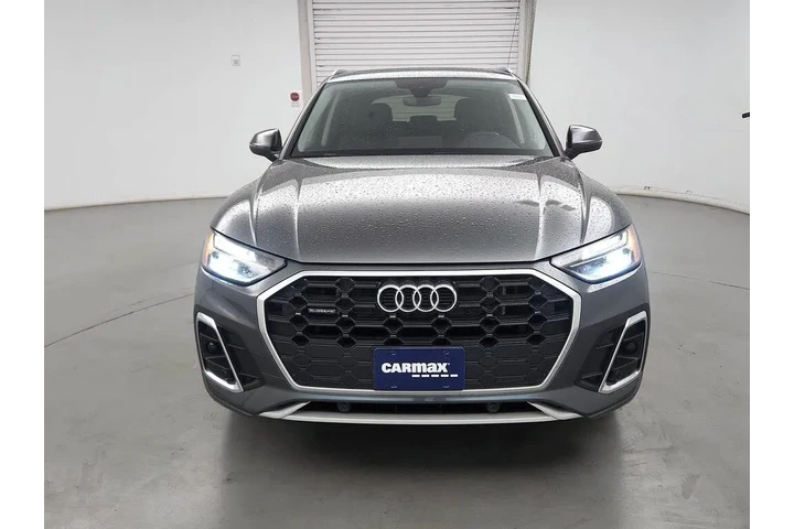 $32998 : Audi Q5 2022 AWD e quattro S image 2