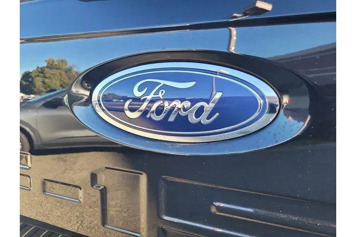 $39810 : Ford F-150 2023 4x4 Platinum image 7