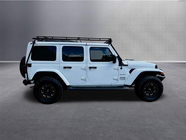 $33647 : 2018 Wrangler Unlimited Sahara image 9