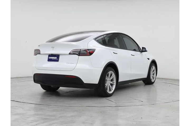 $33998 : Tesla Model Y 2023 AWD Long image 8