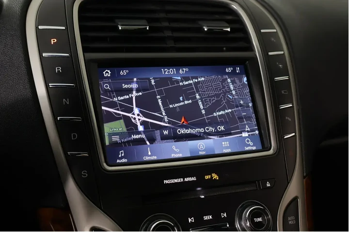 $25999 : Lincoln Nautilus 2020 AWD Re image 7
