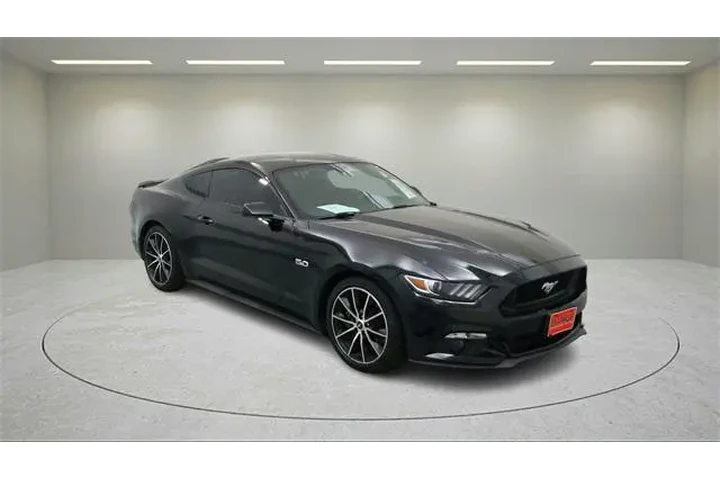 $25885 : Ford Mustang 2017 GT 2dr Fas image 2