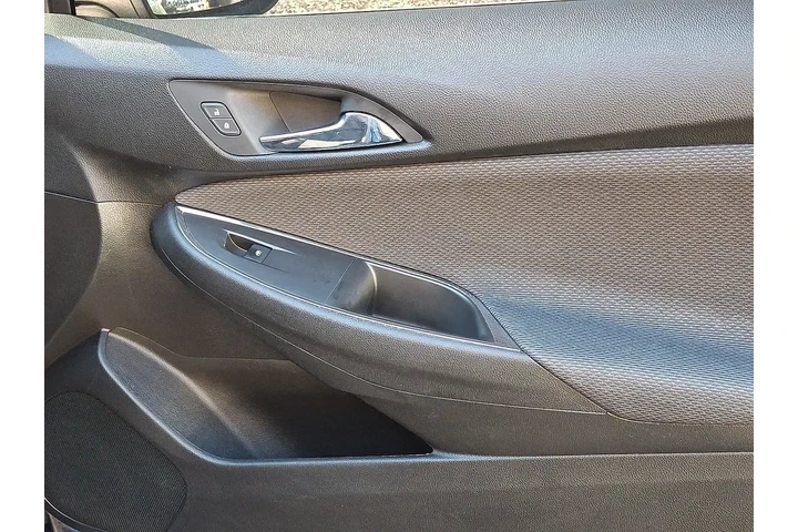 $14997 : Chevrolet Cruze 2019 LT 4dr image 10